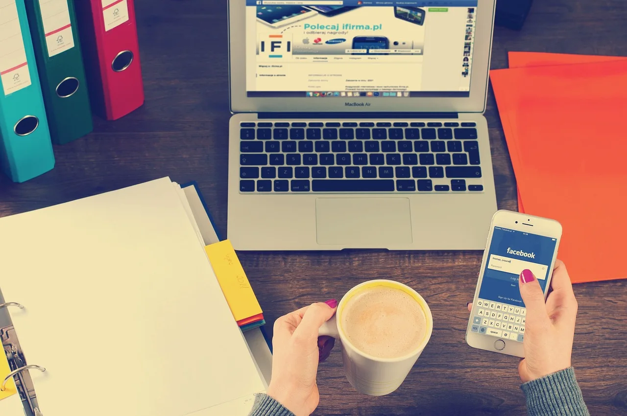 Introduce new creative variations within your top-performing format to test headlines, images, and CTAs